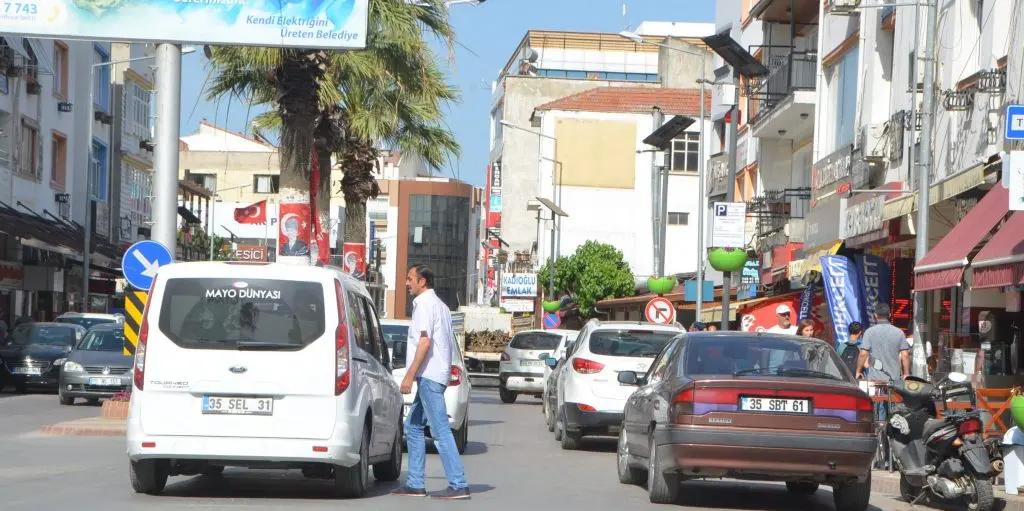 Atatürk Caddesi Trafiğe Kapatılıyor