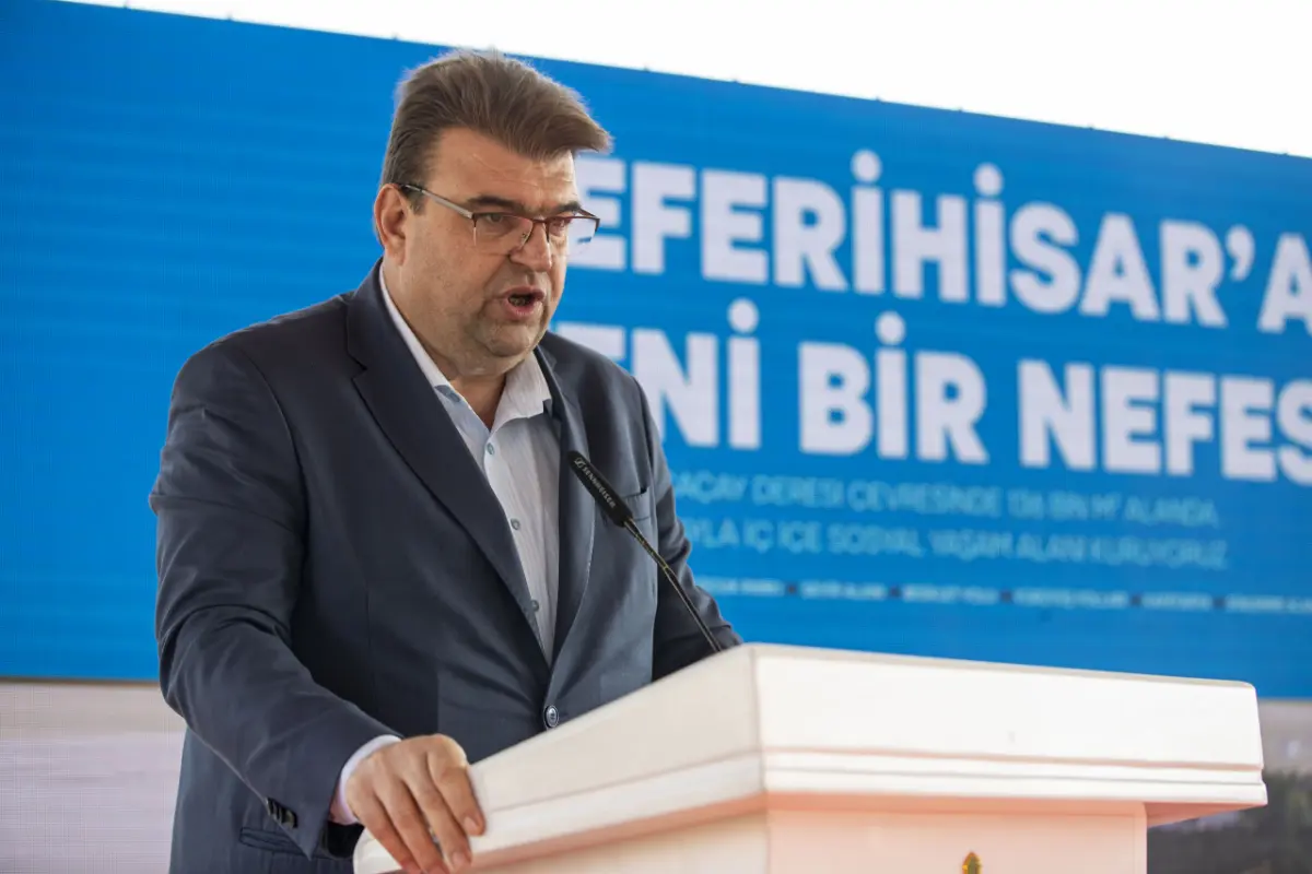 Başkan Soyer, Seferihisar’da raylı sisteme göz kırptı