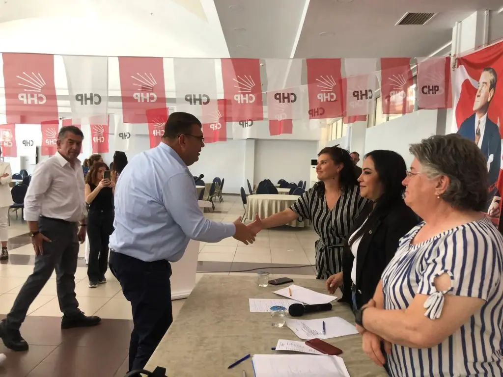 CHP Seferihisar’da yeni Kadın Kolları Başkanı belli oldu