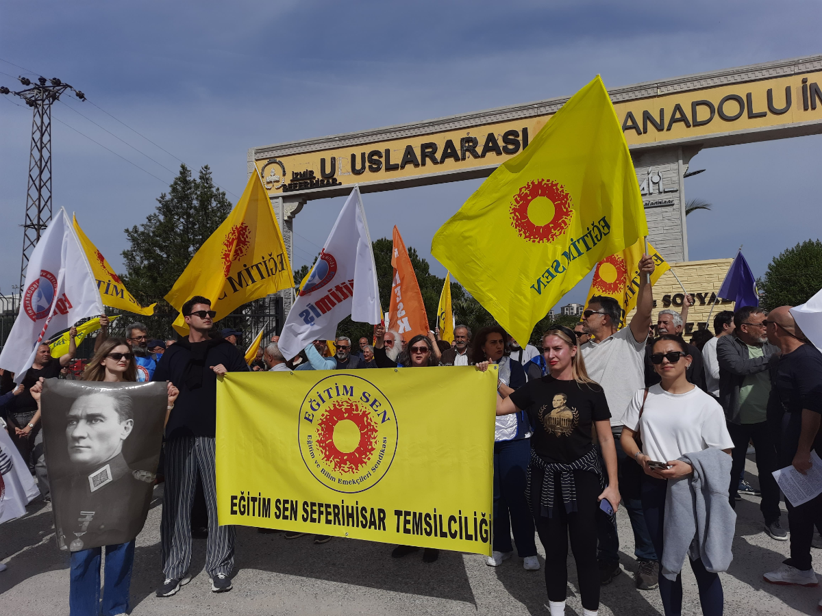 Eğitim Sen’den Proje Okulları Atamaları Tepkisi: “Liyakat Esas Alınmalı, Siyasi Kadrolaşmaya Son Verilmeli”