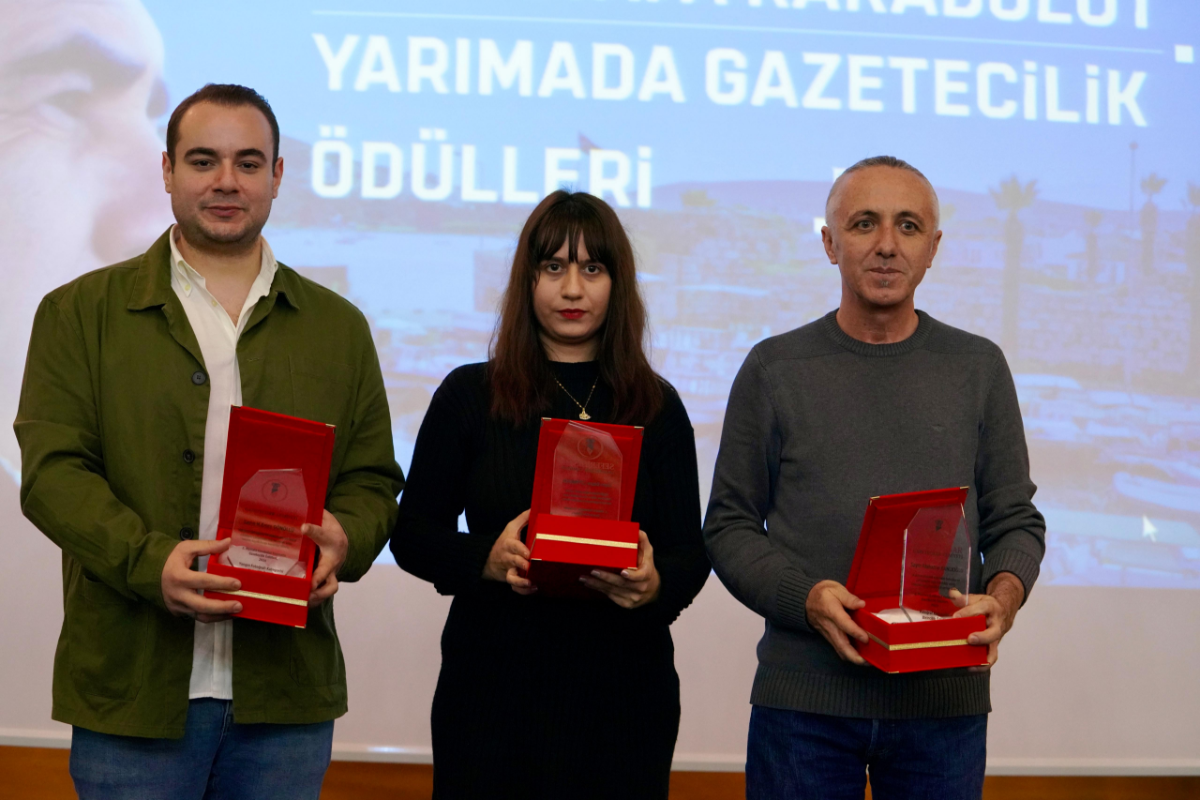 Mustafa Karabulut Yarımada Gazetecilik Ödülleri sahiplerini buldu