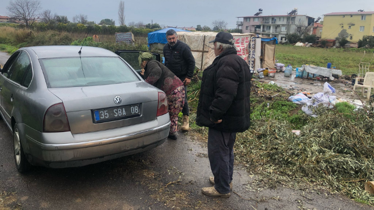 Seferihisar'daki mağdur anne ve çocukları için kurumlar harekete geçti