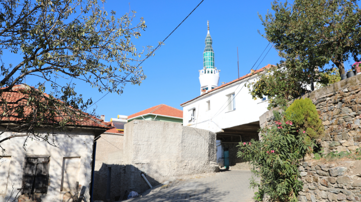 Seferihisar’ın Saklı Cennetleri: Gölcük ve Gödence