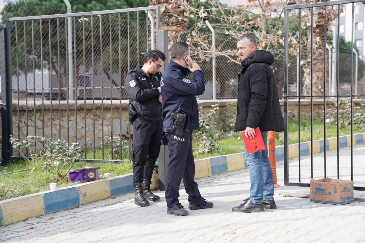 Stada girişte araba anahtarı yasağı