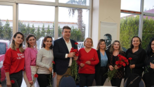 Başkan Yetişkin: “Kadınların eşit ve özgür yaşadığı bir ülke bizi bekliyor”