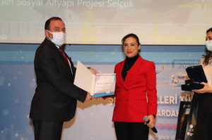Efes Selçuk’un EFESLİM Kart projesine büyük onur